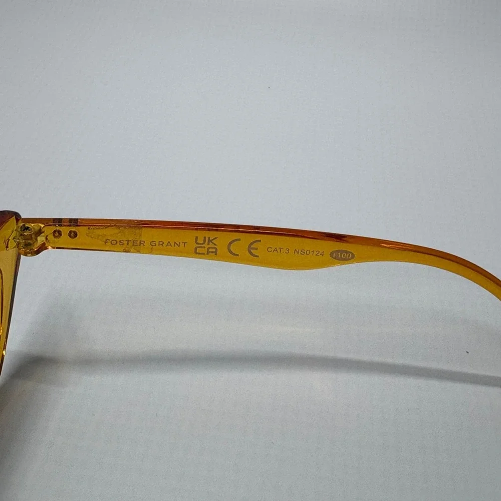 Foster Grant Womens NS0124 Cat Eye Sunglasses Yellow Amber Translucent Brown